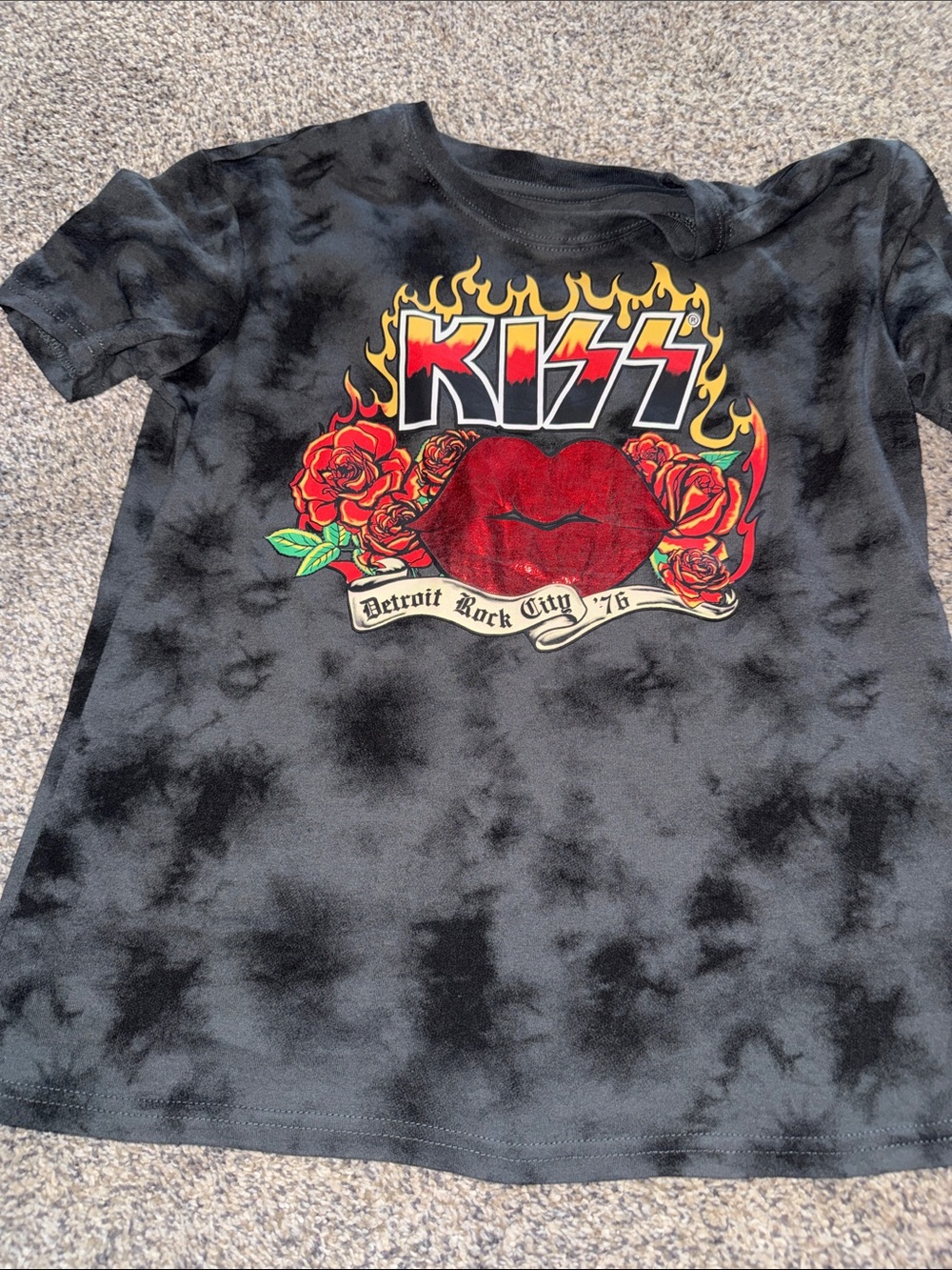 Kiss Black Tie-Dye Tee with Red Lips and Yellow Flames